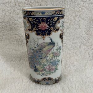 Asahi Blue Peacock Japanese Decorative oval Vase, 6.5 in tall, vintage